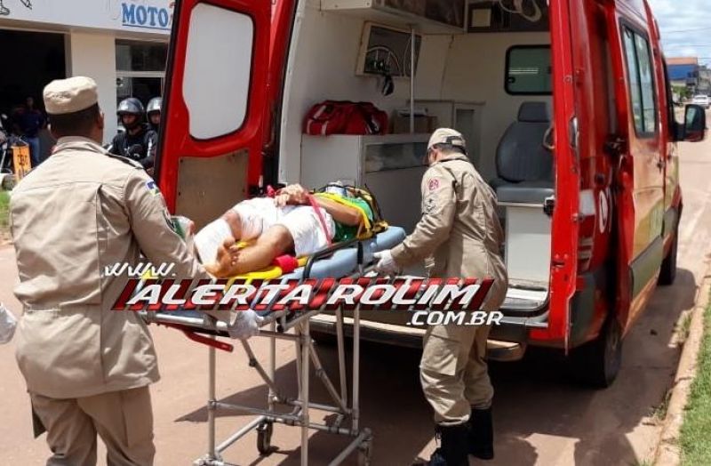 Rolim de Moura – Colisão envolvendo carro e moto na Avenida Norte Sul resulta em uma pessoa ferida
